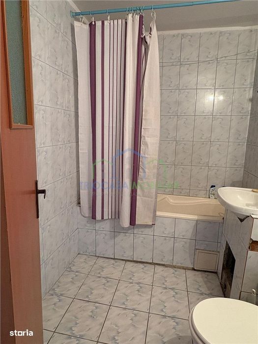 Apartament 3 camere Calafat