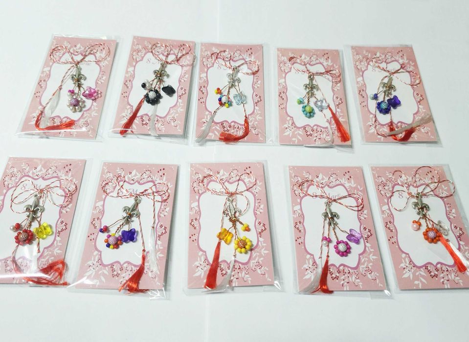 Reducere! Martisoare handmade unicat margele, diverse modele si culori