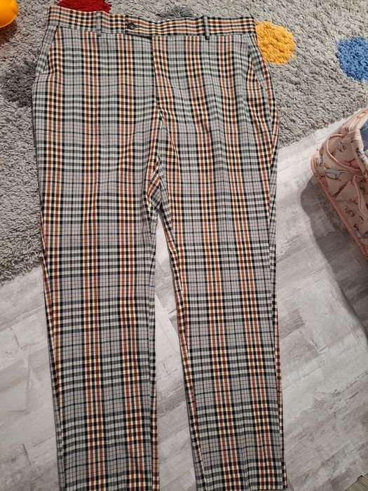 2 Perechi pantaloni bărbătești eleganți/ocazie skinny fit Boohoo noi