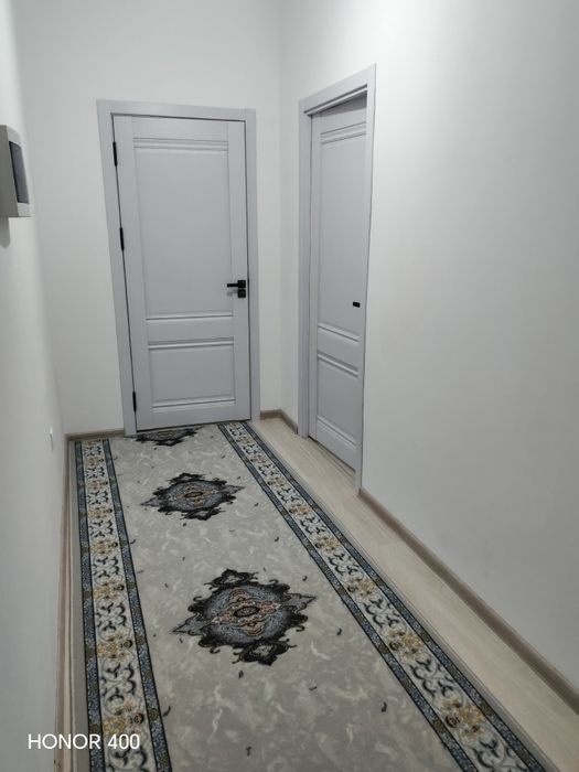 Qipchoq va Chinor metroga 5 daqiqalik ijara kvartira bor, yangi navast