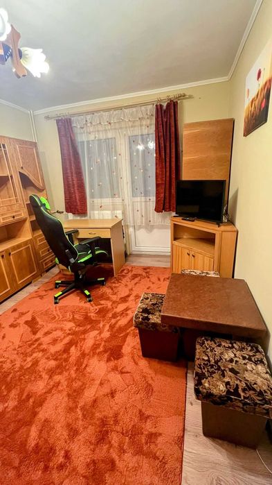 Garsonieră  de  închiriat, zona  Piața Mică