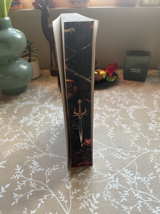 Книги с цветни порезки