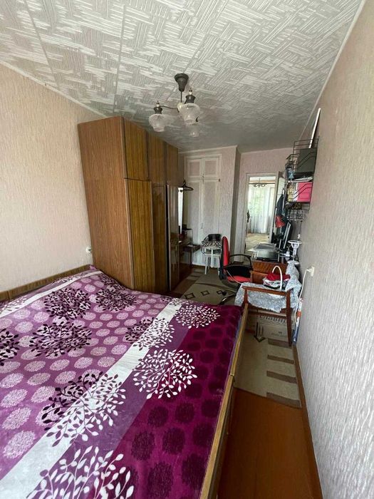 Продам 2х, ул.Бурова, 12