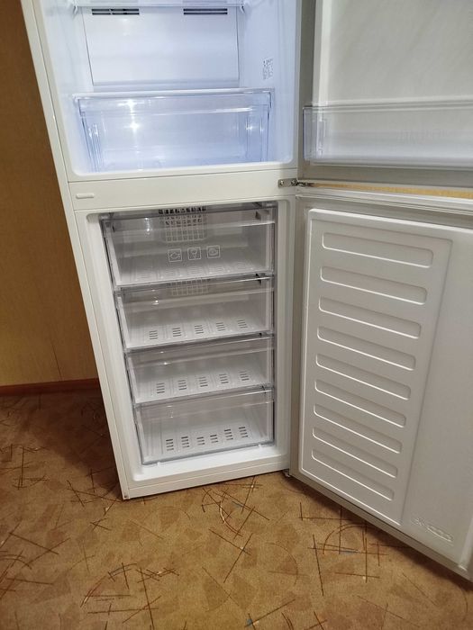 Холодильник Бэко