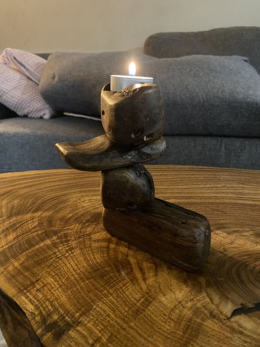 Дървен свещник масив арт