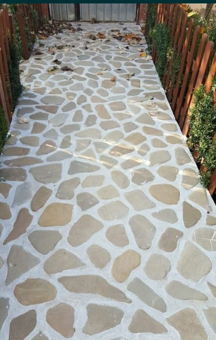 Piatra Naturala de Munte