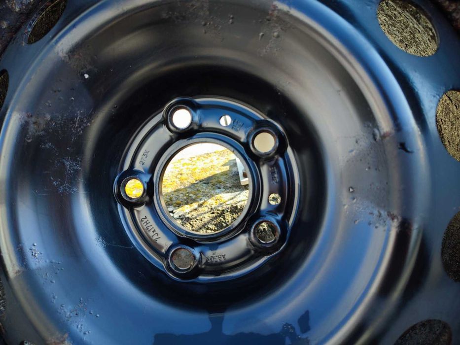 250 - 4бр. Стоманени джанти 17'' 5x108 с гуми 215/65R17 Opel