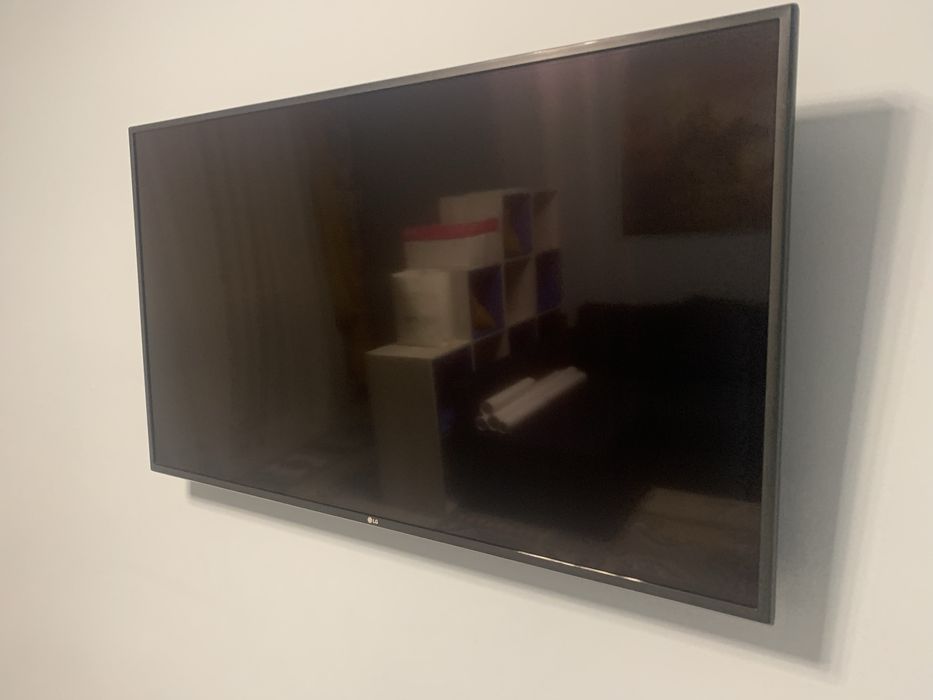 Телевизор LG диагональ 50”