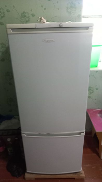 Xaladinik satiladi arzan bahada холадиник сатиладь арзан бахада