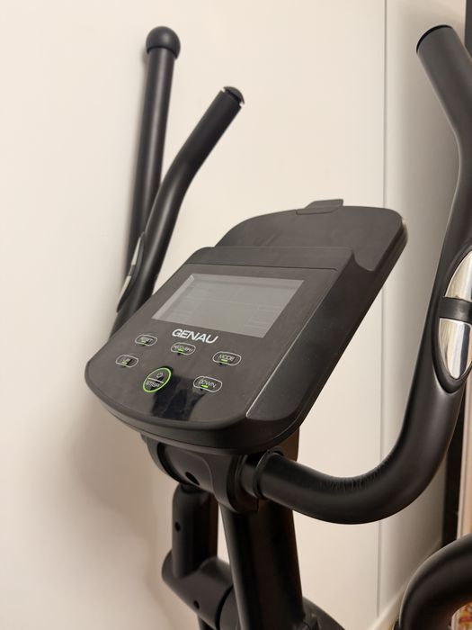 Тренажер GENAU эллипс