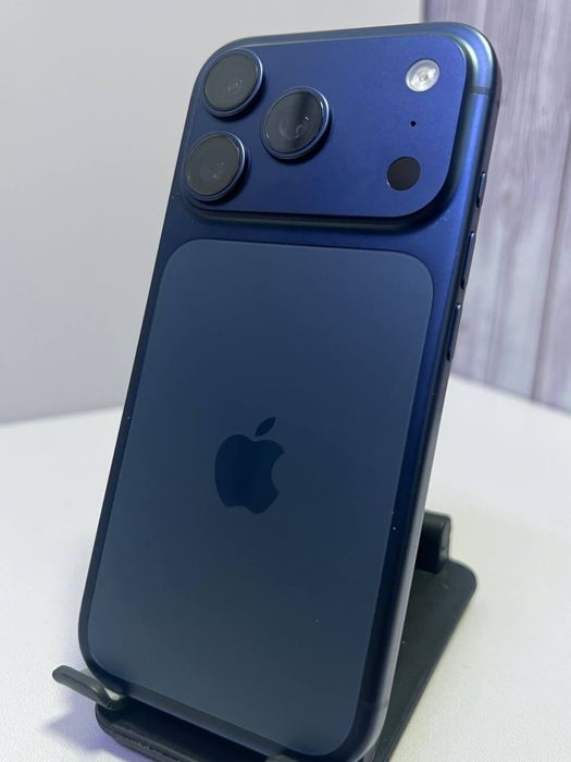 Apple iPhone 17 pro, 256gb, 100, синий / СТ04863