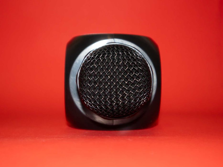 Tuxun Безжичен Bluetooth Караоке Микрофон с Говорител, LED Светлини и Сменяема Батерия 18650