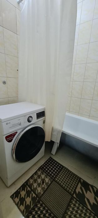 Сдам 2-ух комнатную квартиру
