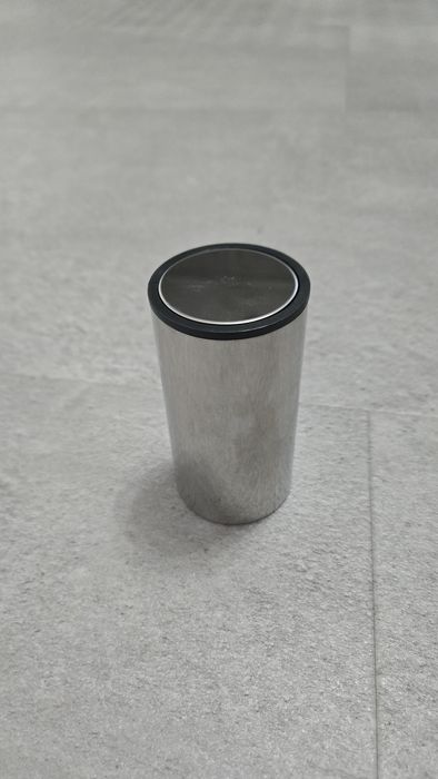 Автоматична кутия, дозатор за клечки з зъби и уши