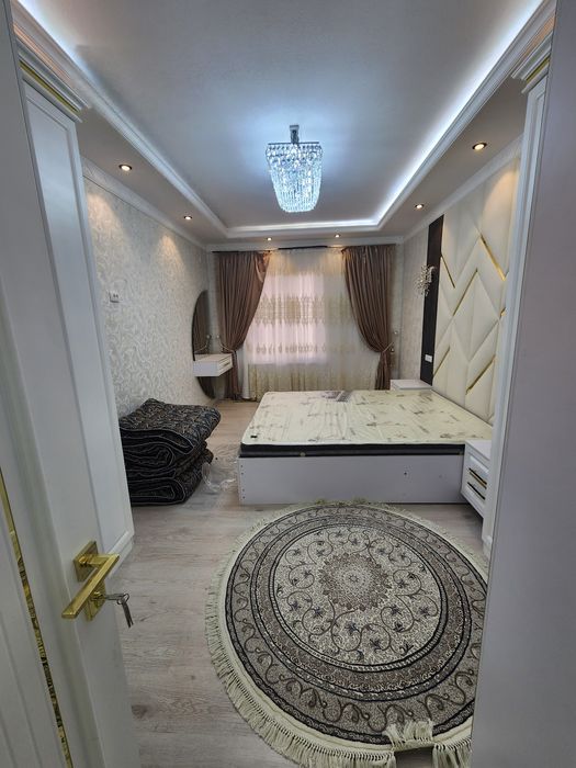 Samarqand shaxar bulvar 4 xona sotiladi