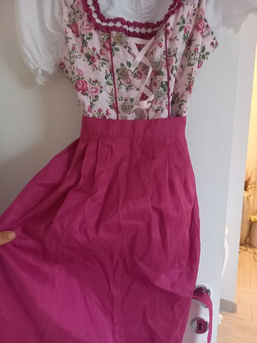 Rochie nemteasca (dirndl) in stare foarte buna