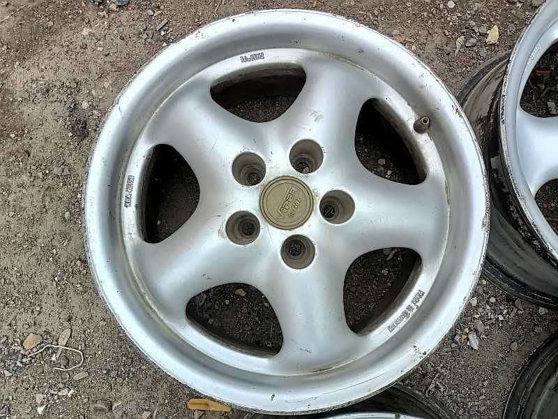 Продам оригинальные легкосплавные диски