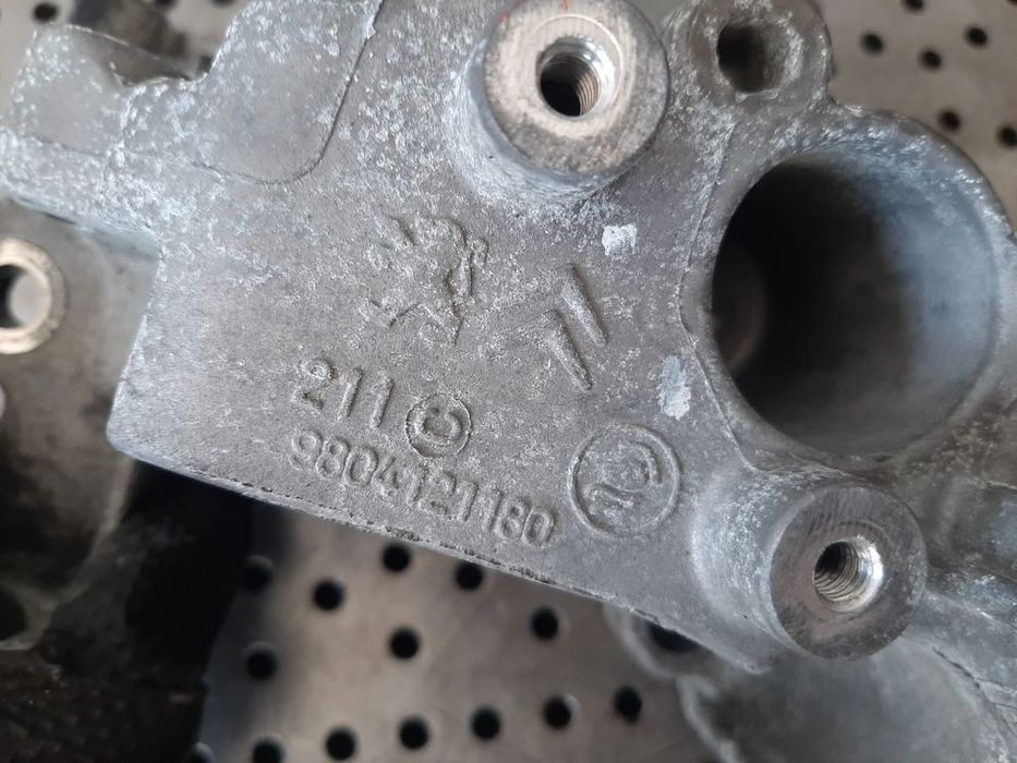 suport alternator 1.6hdi bh01 peugeot 208 308 508 5008 citroen c3 c4 berlingo  9804121180