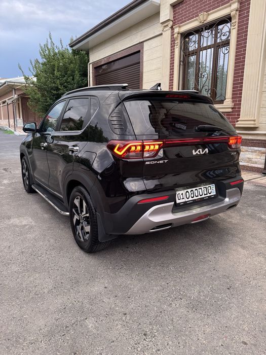 KIA SONET Фулл 3-позиция сотилади