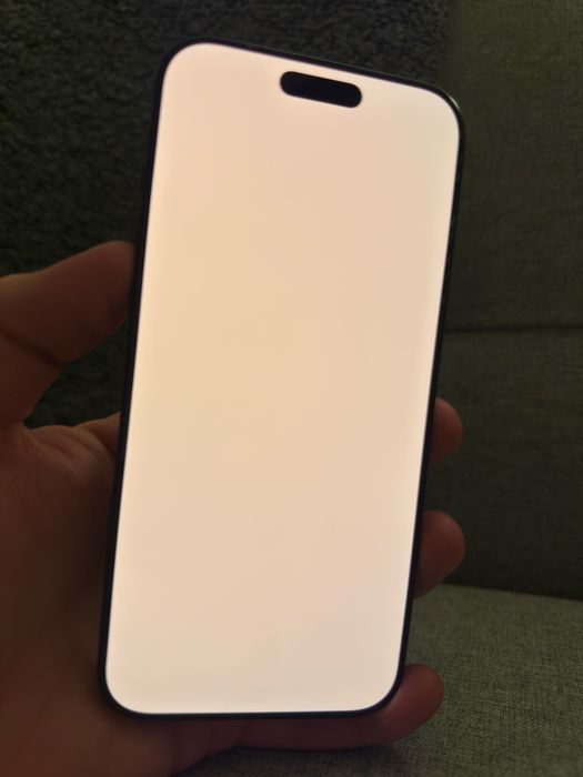 Vând iPhone 16 Pro Max – 256GB, baterie 100%, husă Mobilfox cadou