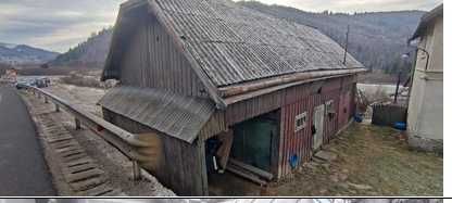 Teren + casa + anexe, Loc Vama, Suceava