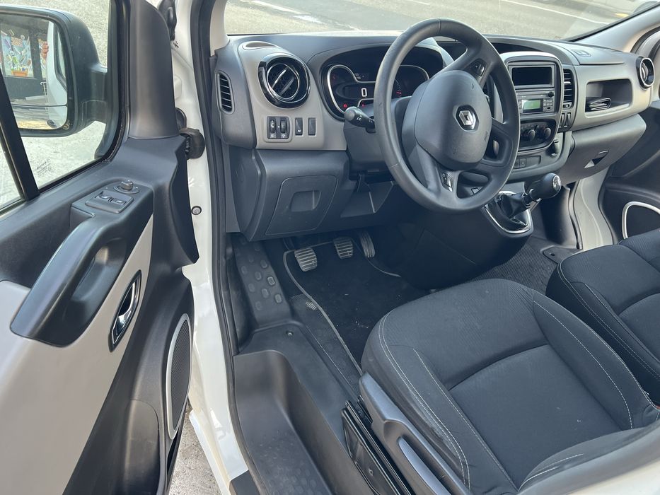Renault Trafic 1.6  Lung L2H1.  Pret 7800€