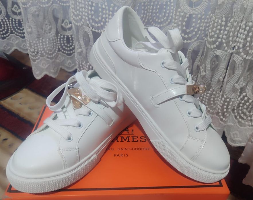 Original Hermes 43razmer yangi kiyilmagan