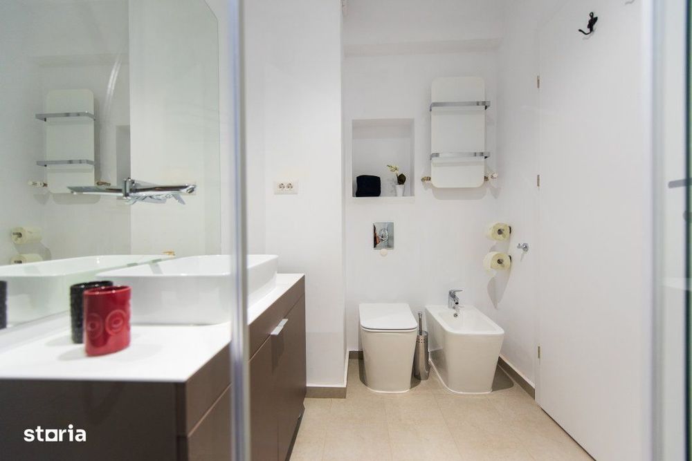 Pipera: Apartament cu 2 camere deosebit, cu vedere catre lac!
