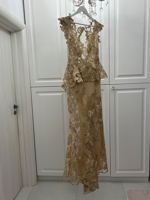 Vand rochie dantela