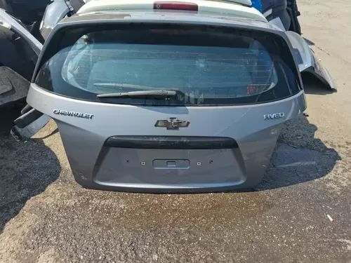 Haion cu luneta Chevrolet Aveo T300 hatchback 2012 2013 2014 2015