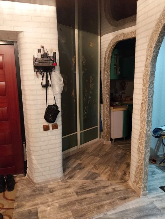 Продам 4-х комнатную квартиру