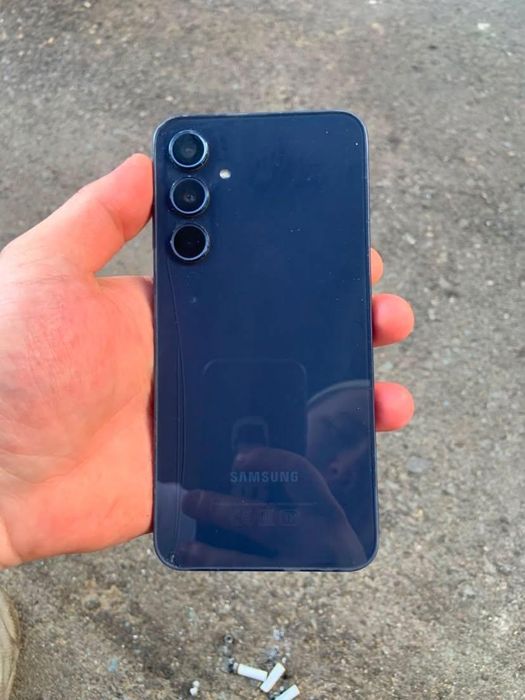 Samsung a35 8/128gb