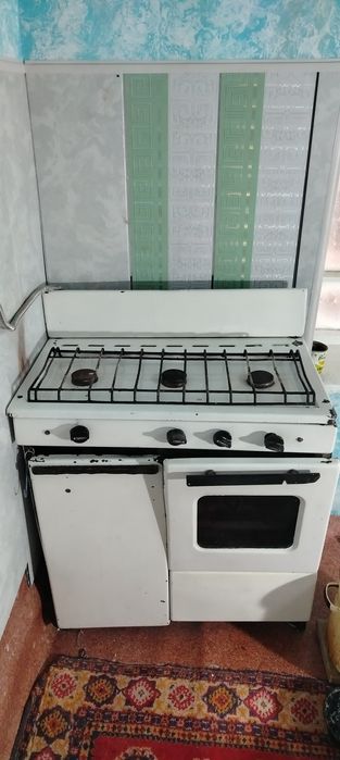 Продаётся газовая плита