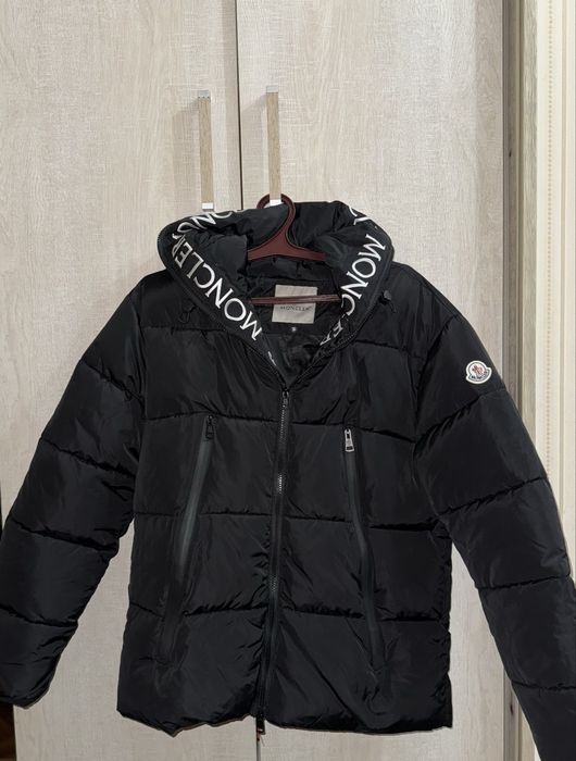 Хит этого сезона-moncler