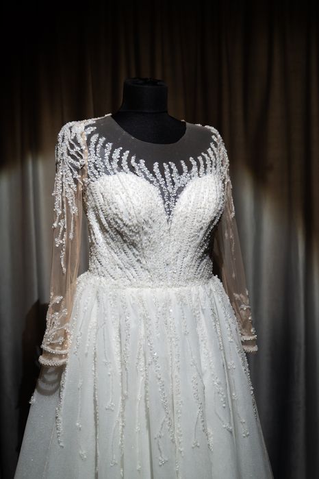 Vând rochie de mireasă