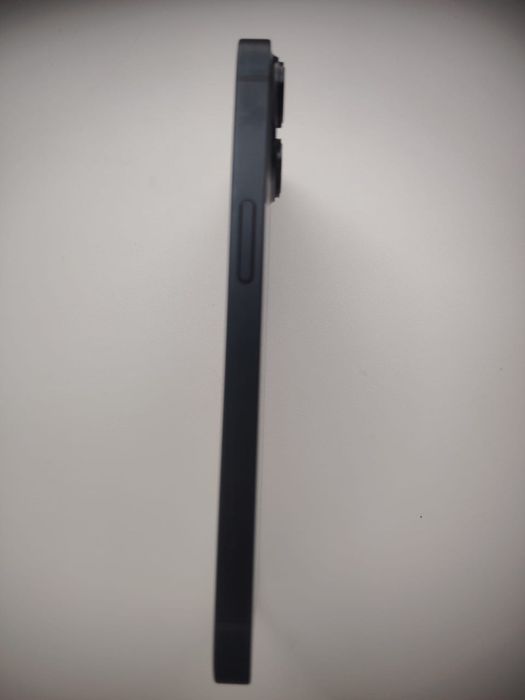 Продам айфон 14 6/128