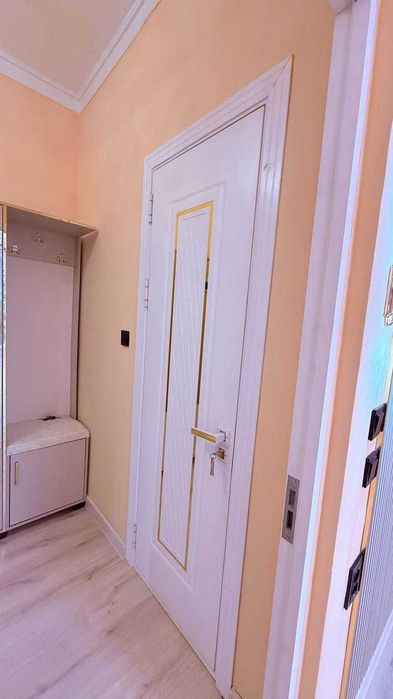 Прадается 1-ком квартира с Кадастром и ремонтом рядом Метро успейти