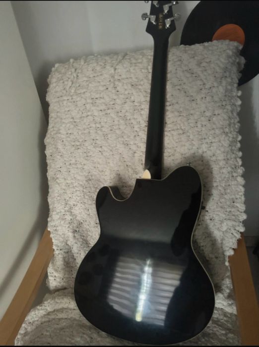 Chitara acustica ibanez