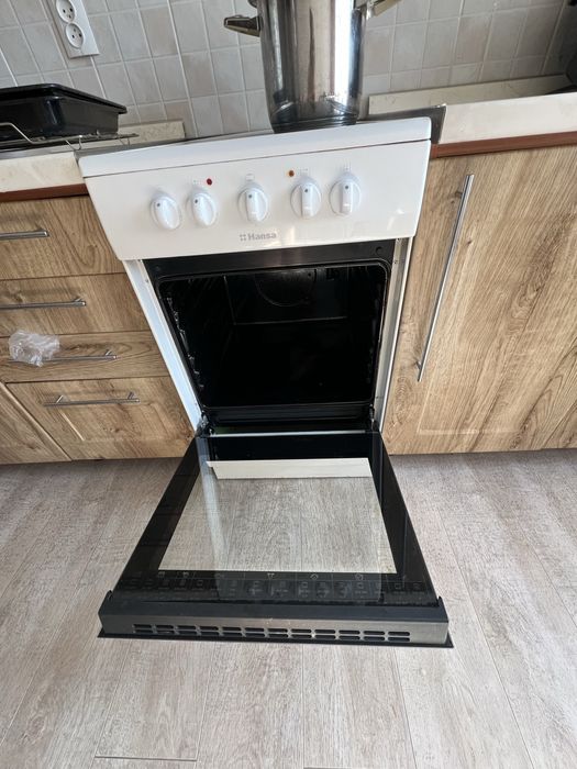 Продам элетрическую плиту