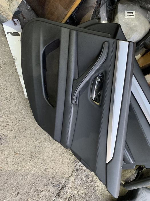 Продаваме кожен черен рекаро салон за бмв ф10 bmw f10.