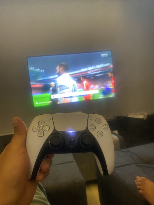 Коттедж дача в городе бассейн с подогревом 10 компютер