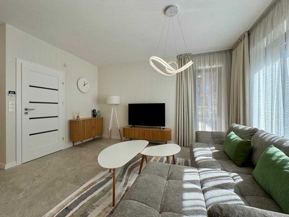 Продава се Двустаен апартамент в София, Младост 2 - 73 кв.м за 2137 €/кв.м - Снимка #2