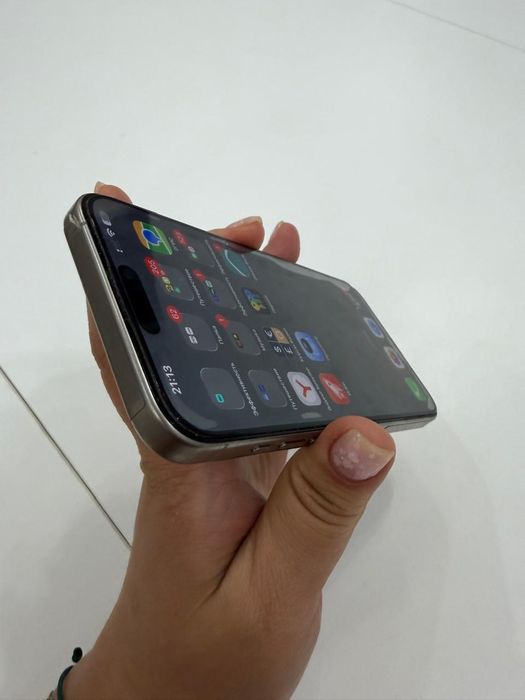 Продам Apple 15 PRO MAX
