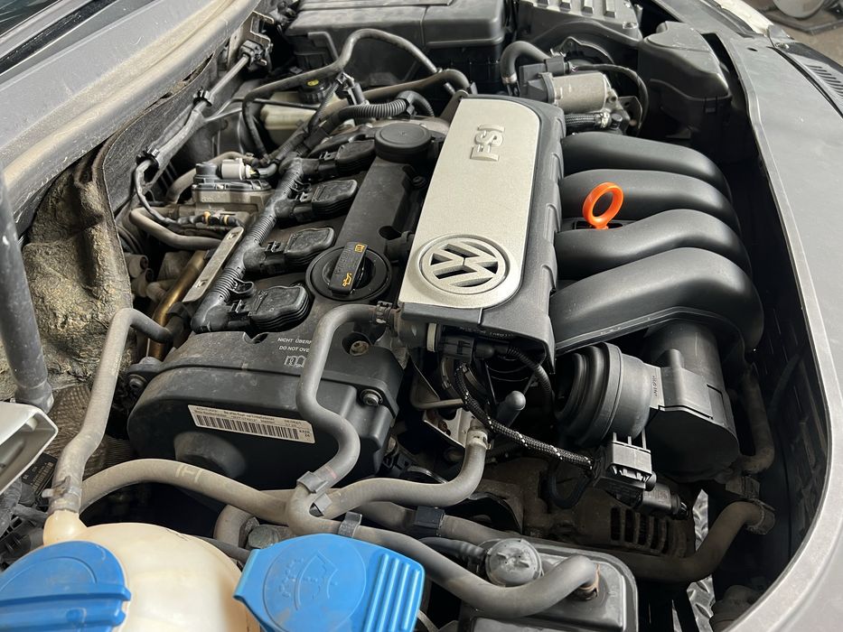 Piese dezmembrari VW Eos 2.0 FSI 150cp Cod: BVY benzina . Piese cu factura si garantie!