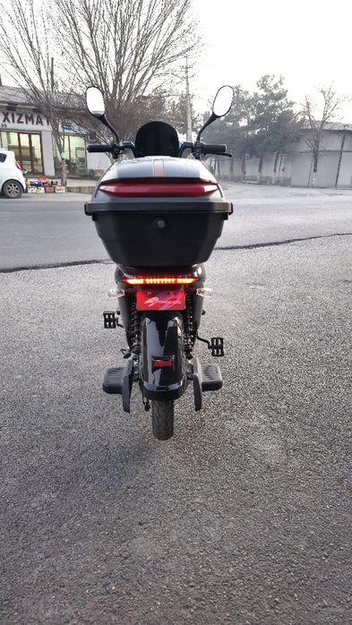 Brend nomi DRONGO VL skuter