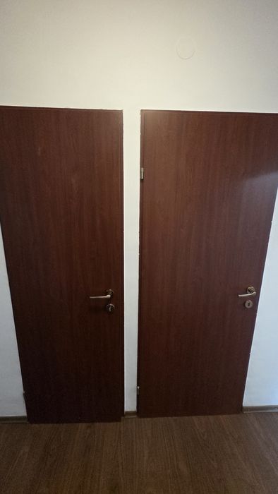 Vand 6 usi interior Brasov