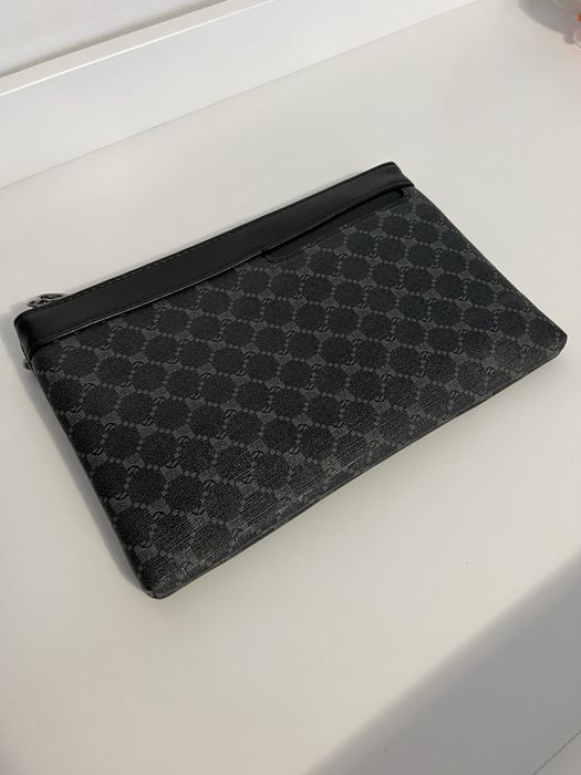 Мъжка чанта Клъч