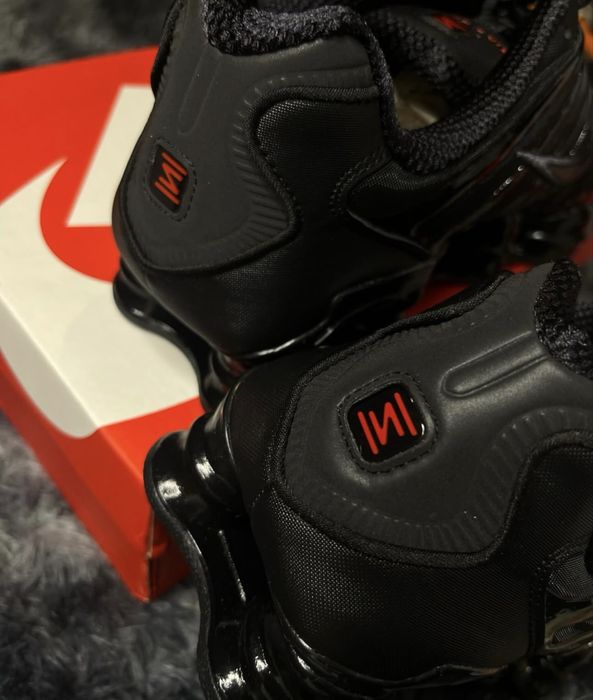 Nike Sportswear 'SHOX TL' {36-46}