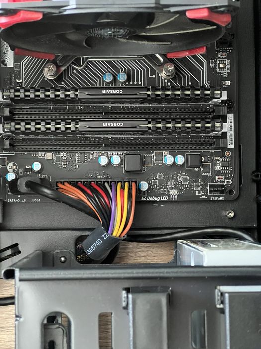 PC i7 16GB RAM SSD 240GB gata de folosit urgent