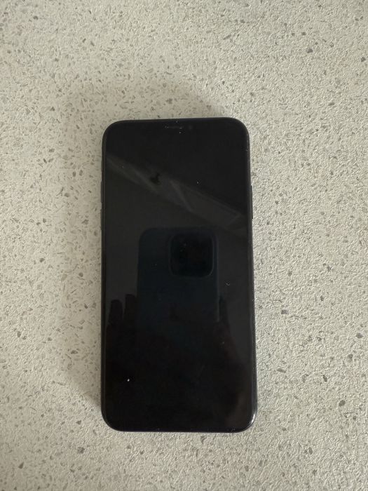 Продам Iphone  X